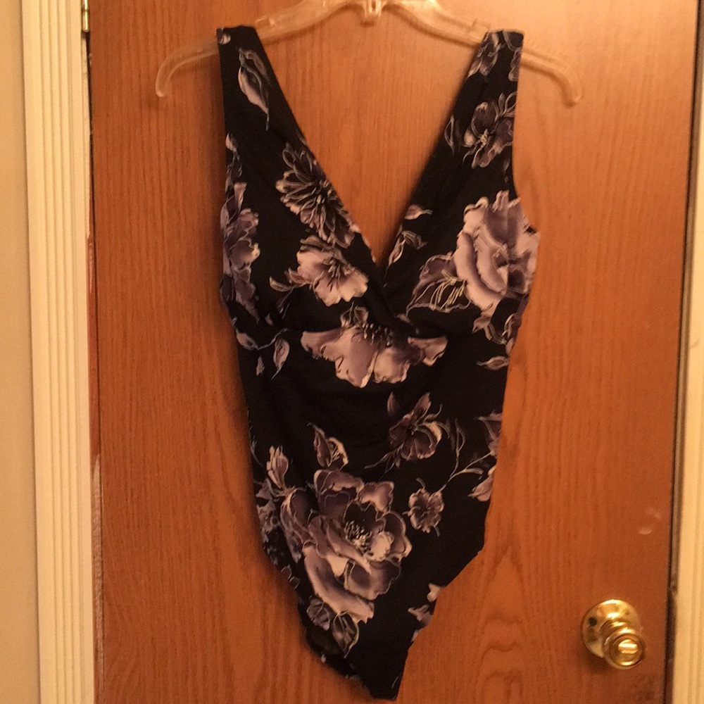 Beautiful one price swim suit